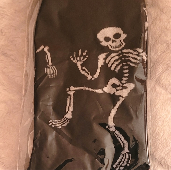 Fun Novelty Socks! Brand new! - Picture 2 of 2